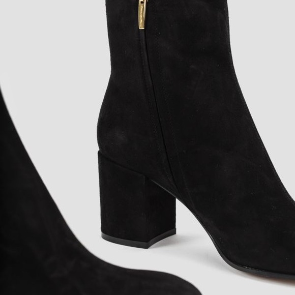 Gianvito Rossi Black Ankle Boots - Picture 2 of 2